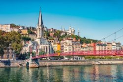 צרפת: שייט על נהר הרון