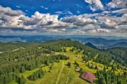 הפתעות בהרי רודופי א′