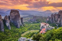 מנזרי מטאורה – הפלא של יוון