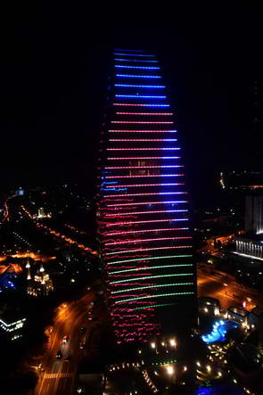 מגדלי הלהבה של באקו, אזרבייג'ן