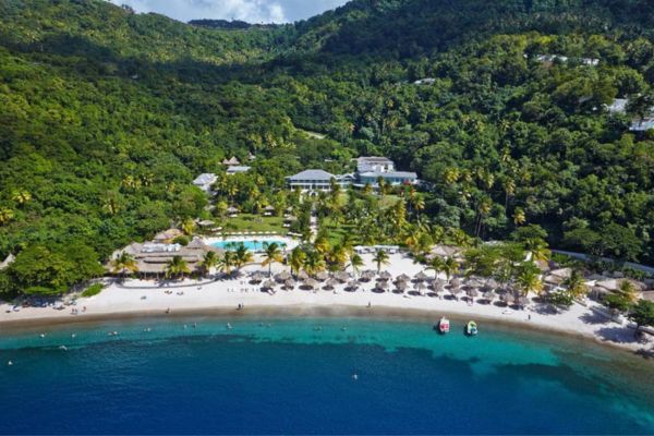 חוף הפיטונים, סנט לוסיה