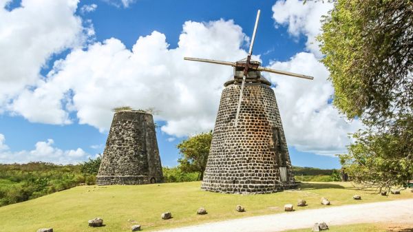טחנות סוכר במוזיאון בטי'ס הופ באנטיגואה
