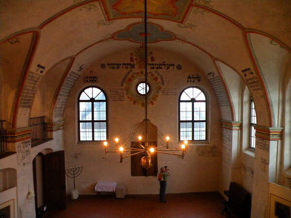 בית הכנסת האחורי של טשביץ'