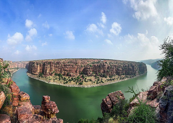 קניון גנדיקוטה (Gandikota), המכונה לעיתים