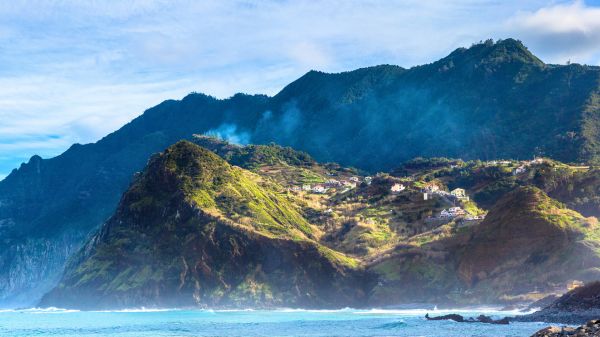 החוף הצפוני של מדיירה