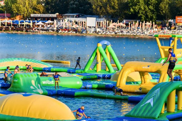 פארק אדה ציגנליה, בלגרד