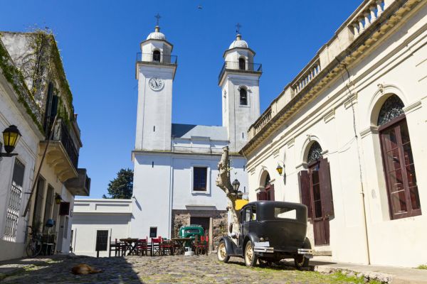 Basílica del Santísimo Sacramento בקולוניה דל סקרמנטו