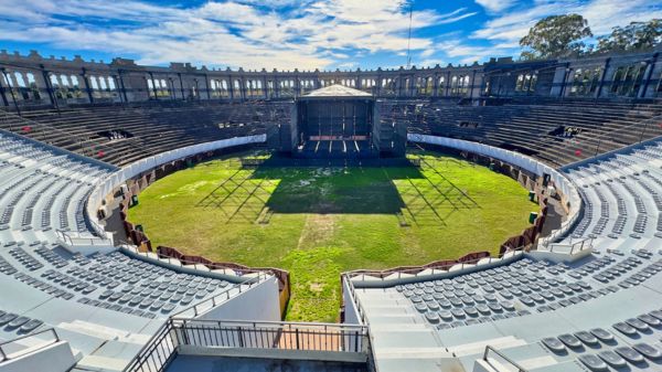 זירת מלחמת השוורים בשכונת ריאל דה סן קרלוס, קולוניה דל סקרמנטו