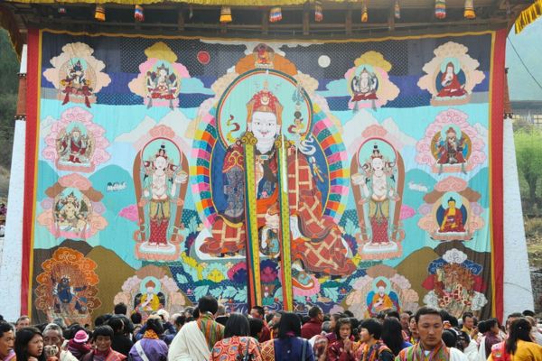 גורו רינפוצ'ה, הדמות הראשית המופיעה במרכז הטרונגדול